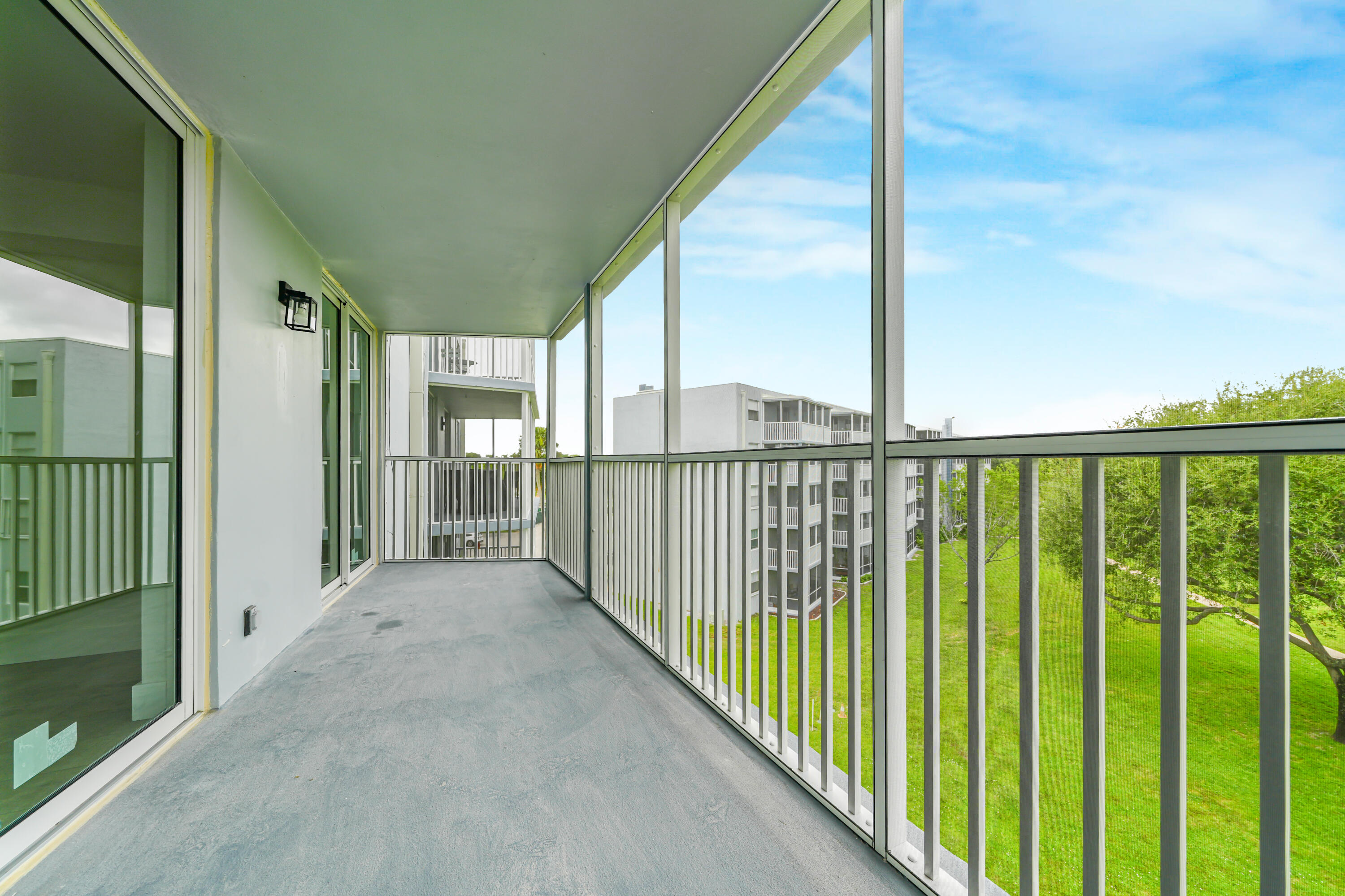 5301 Northwest 2nd Avenue Boca Raton, FL 33487 - Photo 35 of 46 DSC00144