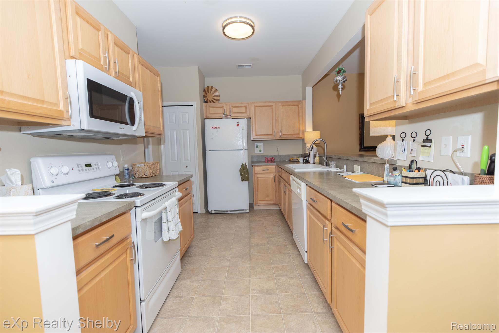 46075 Rhodes Drive Macomb, MI 48044 - Photo 10 of 33 Gallery Image 10