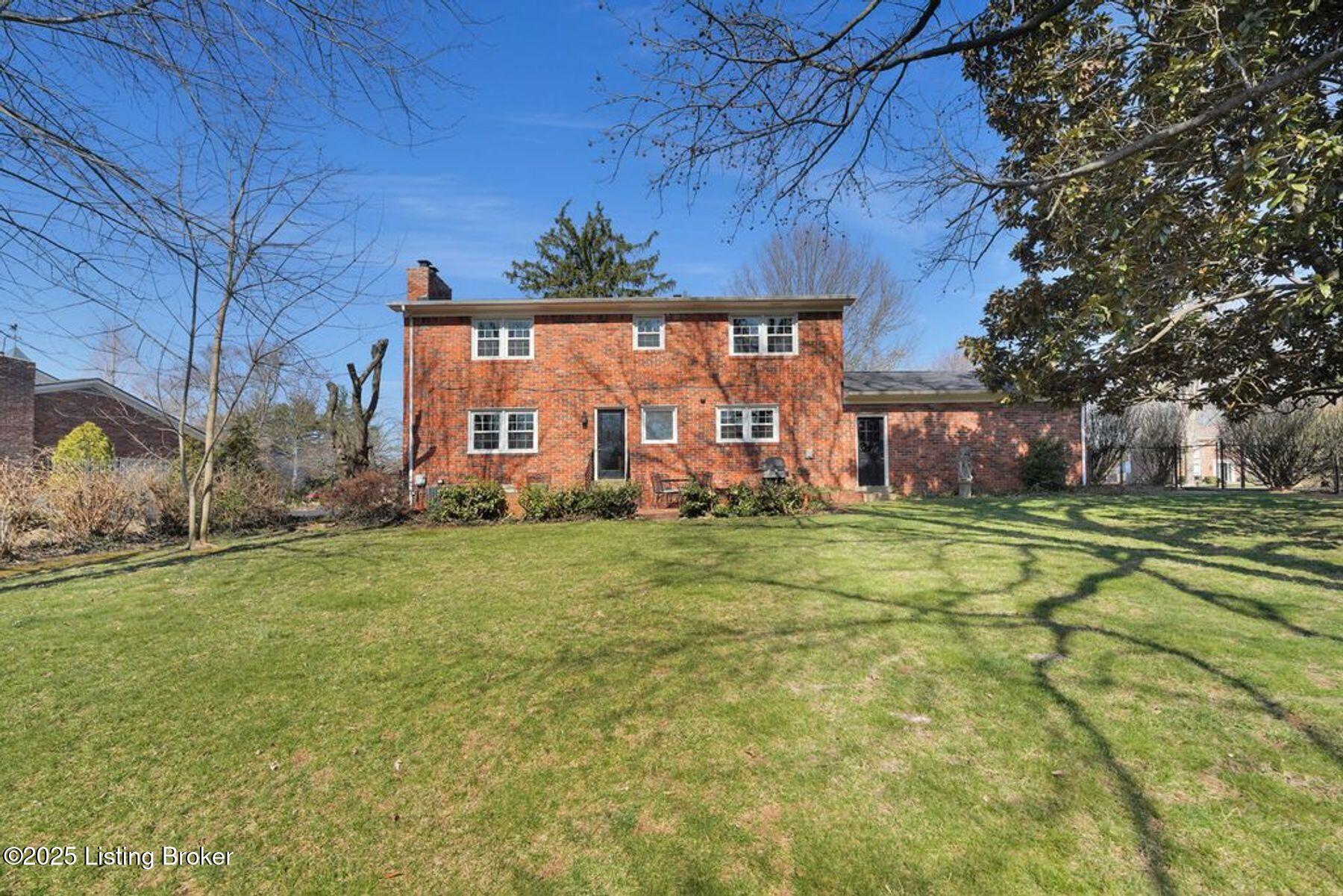6110 Rodes Drive Northfield, KY 40222 - Photo 39 of 46 photo_online_040