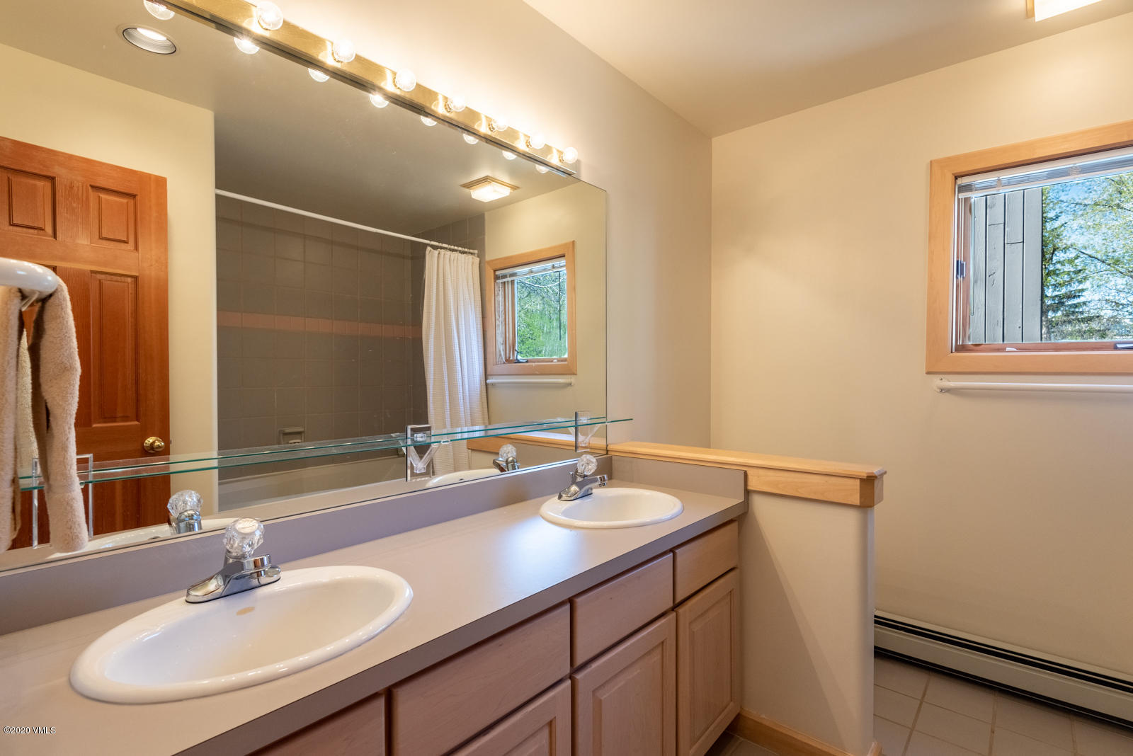 1478 Buffehr Creek Road, Unit 7 Vail, CO 81657 - Photo 12 of 22 1478 Buffehr Creek #7-11