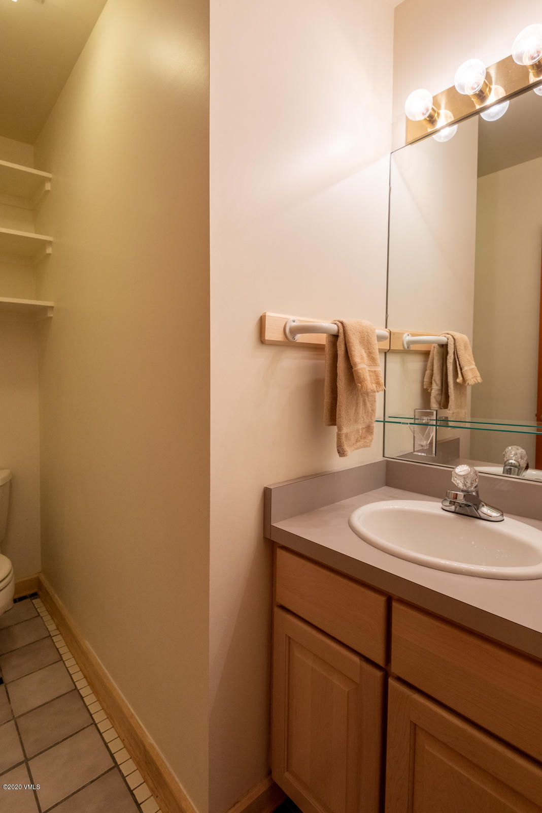 1478 Buffehr Creek Road, Unit 7 Vail, CO 81657 - Photo 16 of 22 1478 Buffehr Creek #7-16