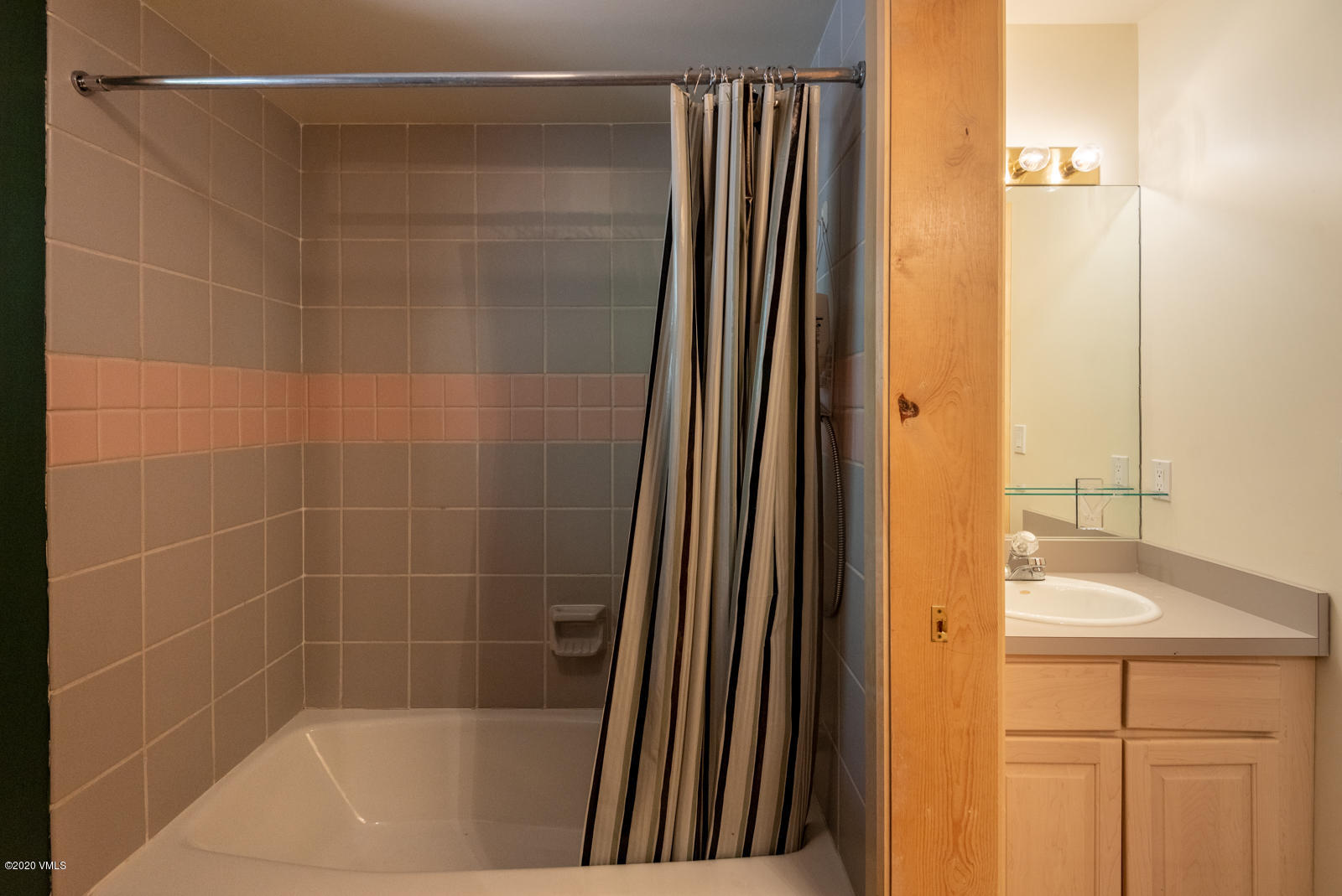 1478 Buffehr Creek Road, Unit 7 Vail, CO 81657 - Photo 18 of 22 1478 Buffehr Creek #7-18