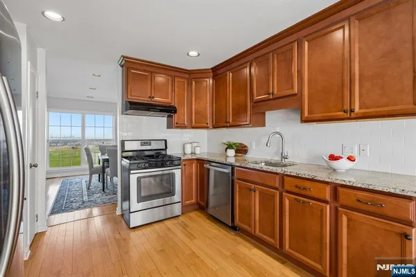 $685,000 | 163 Dezenzo Lane, West Orange, NJ 07052