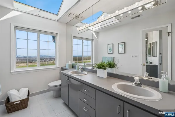 $685,000 | 163 Dezenzo Lane, West Orange, NJ 07052