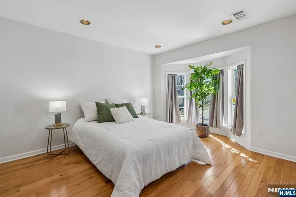 $685,000 | 163 Dezenzo Lane, West Orange, NJ 07052