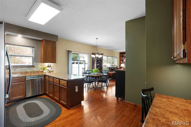 $450,000 | 200 Morning Dew Court, St. Peters, MO 63376