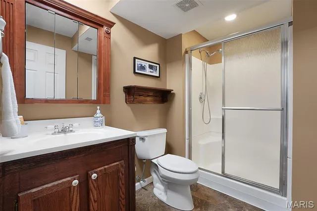 $450,000 | 200 Morning Dew Court, St. Peters, MO 63376