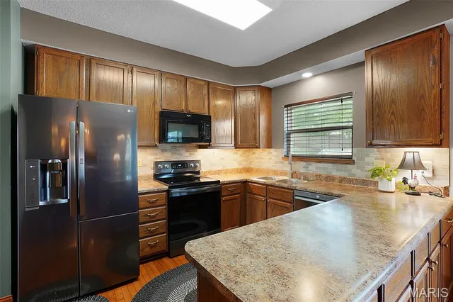 $450,000 | 200 Morning Dew Court, St. Peters, MO 63376