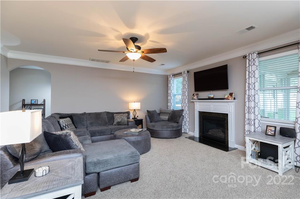 431 Sheltered Cove Court Fort Mill, SC 29708 - Photo 16 of 43 Gallery Image 16