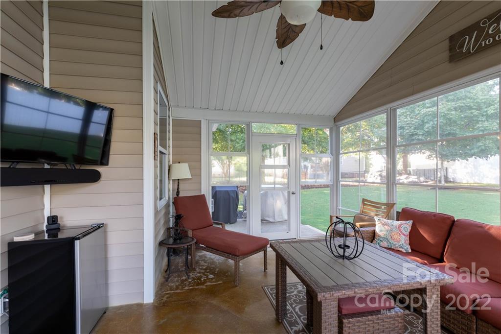 431 Sheltered Cove Court Fort Mill, SC 29708 - Photo 26 of 43 Gallery Image 26