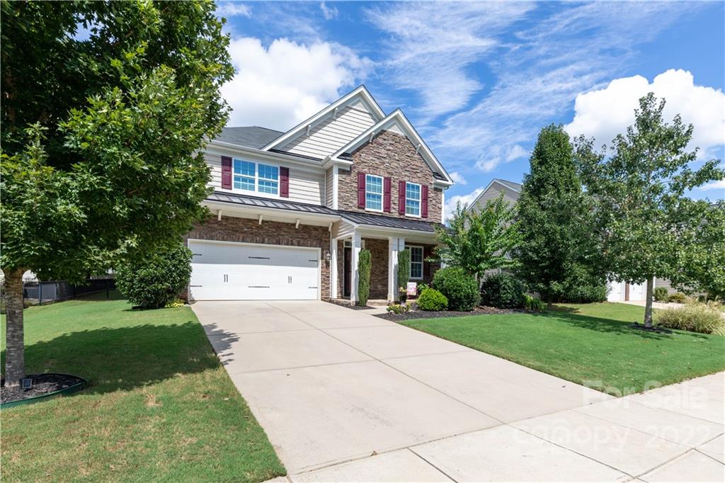 431 Sheltered Cove Court Fort Mill, SC 29708 - Photo 3 of 43 Gallery Image 3
