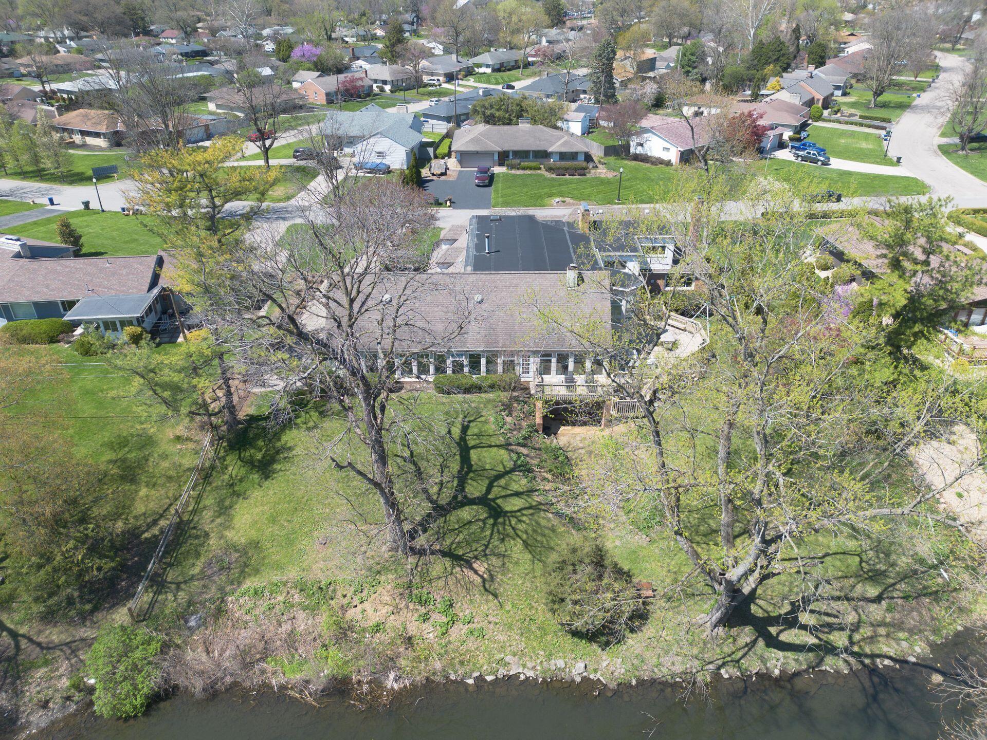 2433 Brookwood Road Columbus, OH 43209 - Photo 92 of 105 Drone