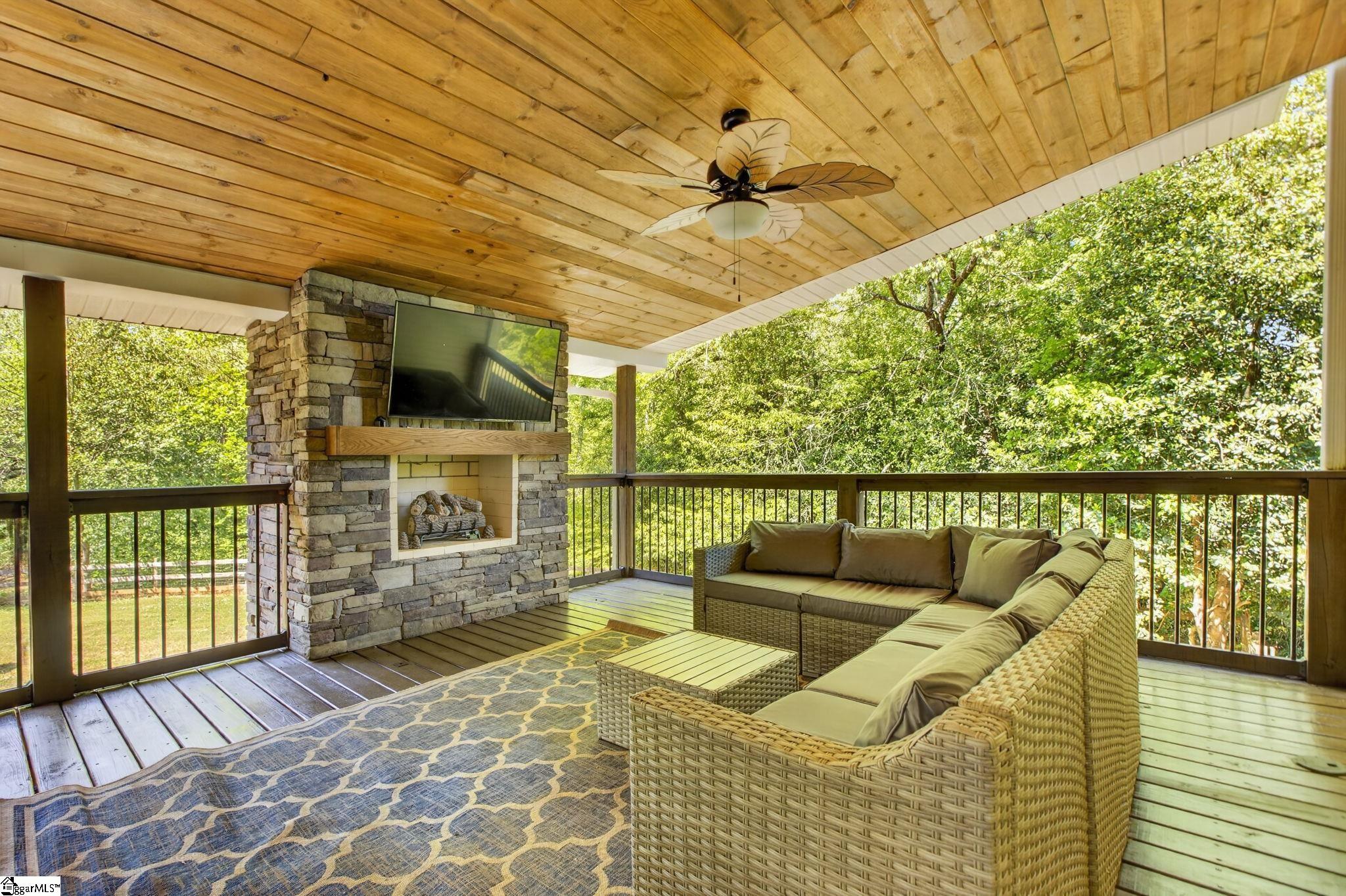219 Sugar Tree Court Lyman, SC 29365 - Photo 3 of 41