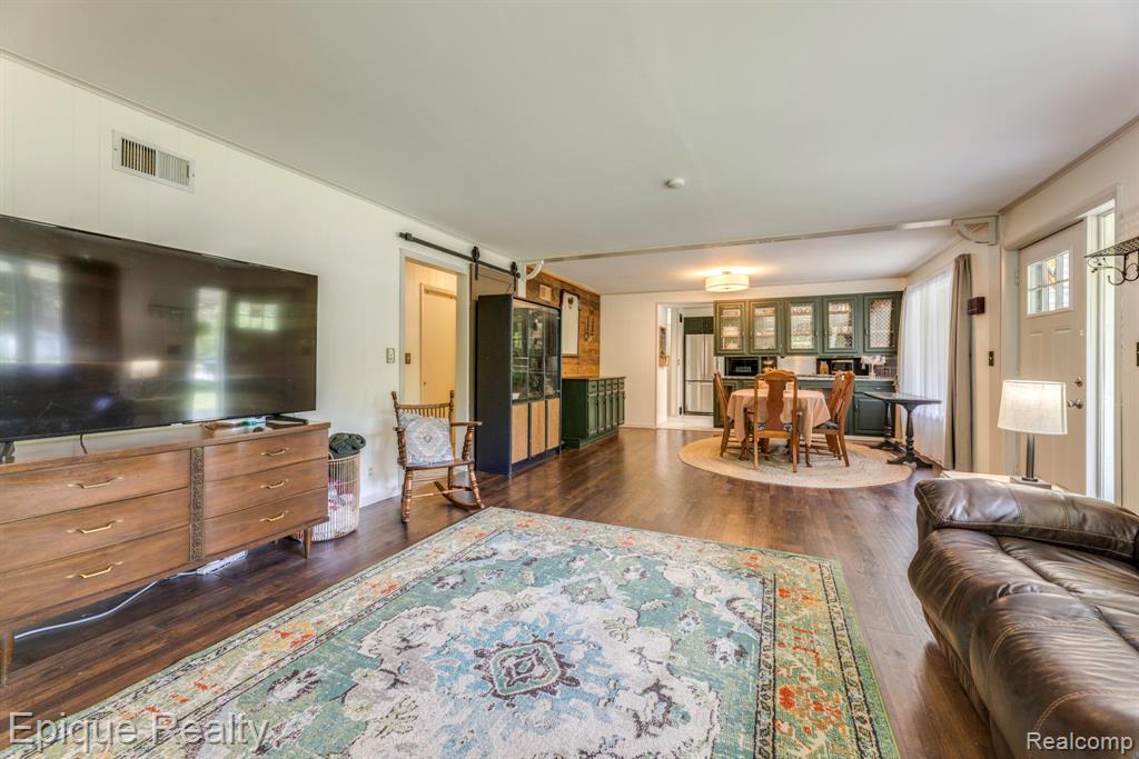 3750 Parker Road Fort Gratiot, MI 48059 - Photo 17 of 41