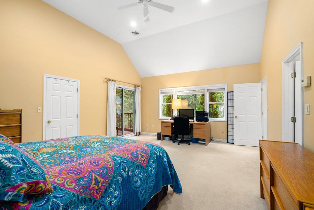 77 Ardmore Road Needham, MA 02494 - Photo 15 of 22