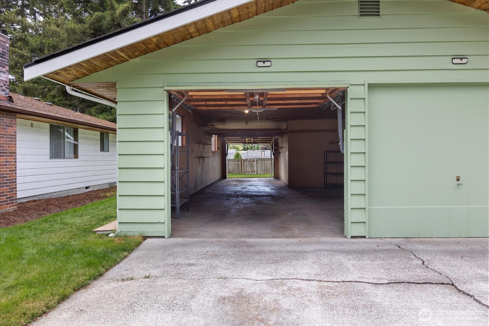 11028 23rd Drive Southeast Everett, WA 98208 - Photo 3 of 32