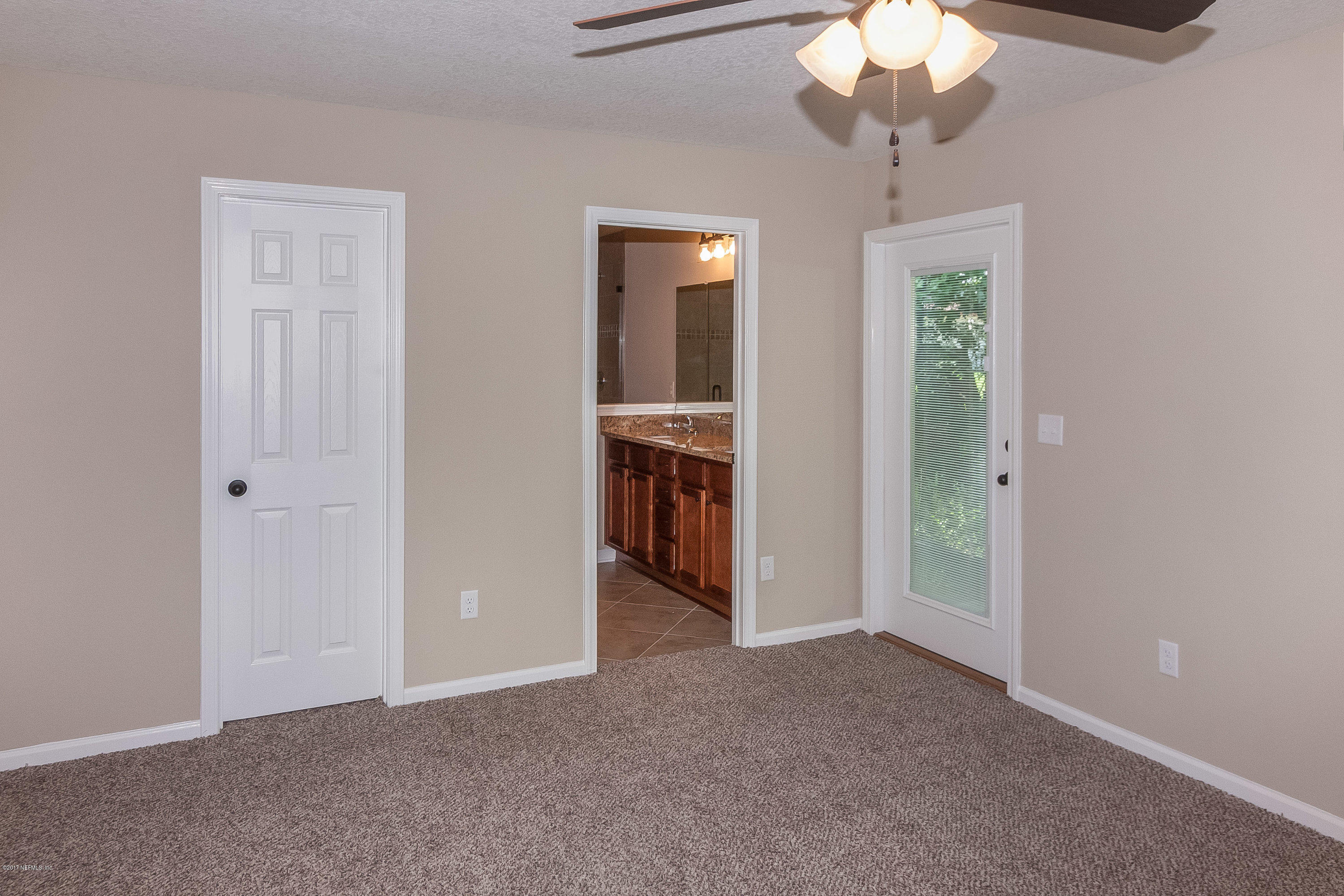 4258 Adirolf Road Jacksonville, FL 32207 - Photo 18 of 27 Master suite