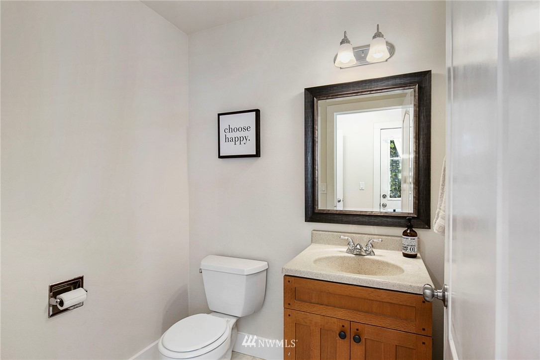 10900 Warren Road Northwest Silverdale, WA 98383 - Photo 15 of 37 Gallery Image 15