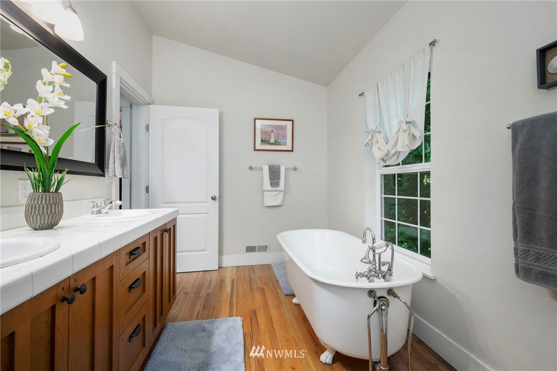 10900 Warren Road Northwest Silverdale, WA 98383 - Photo 21 of 37 Gallery Image 21