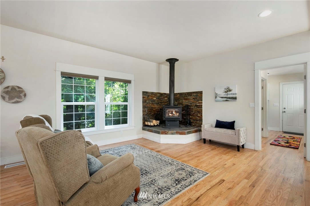 10900 Warren Road Northwest Silverdale, WA 98383 - Photo 7 of 37 Gallery Image 7