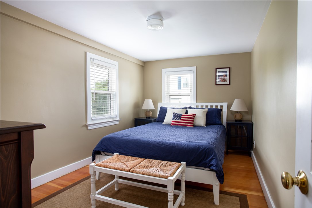 35 Rosa Road Middletown, RI 02842 - Photo 14 of 31