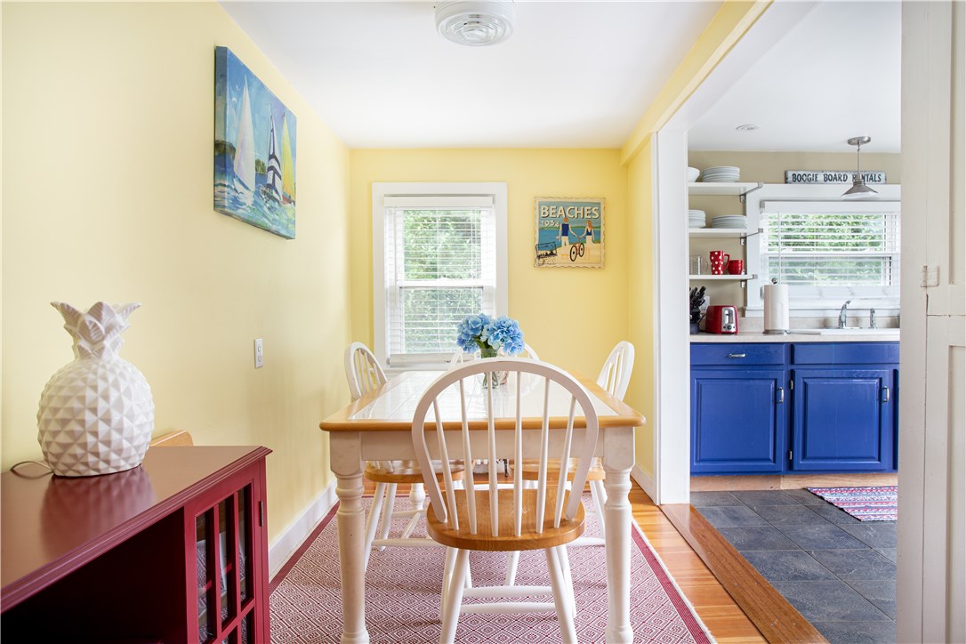 35 Rosa Road Middletown, RI 02842 - Photo 15 of 31