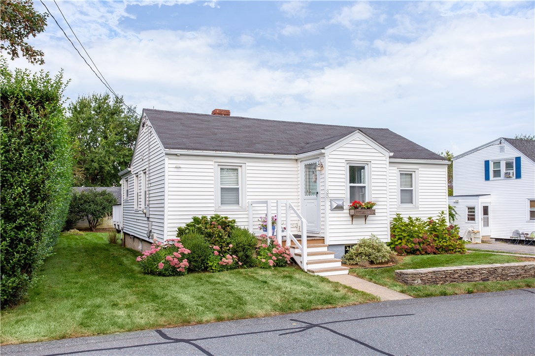 35 Rosa Road Middletown, RI 02842 - Photo 30 of 31