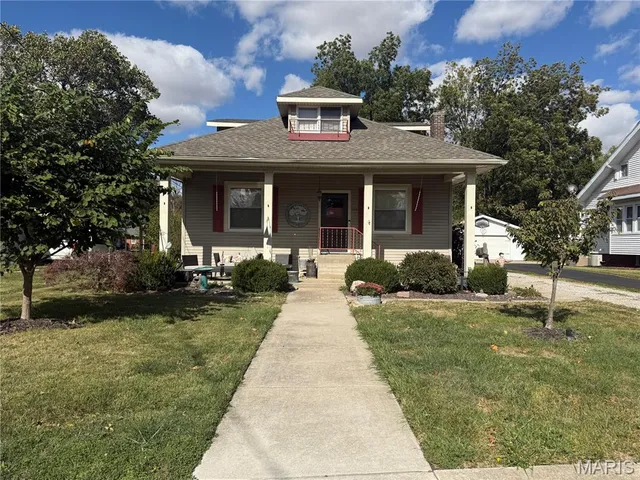 $179,500 | 618 Morgan Street, Carlinville, IL 62626