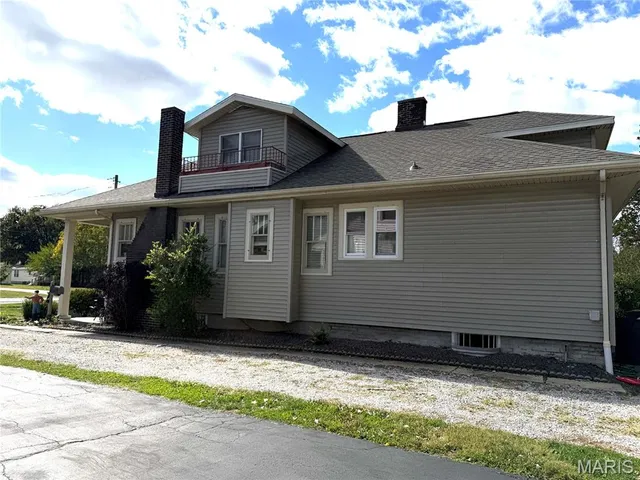 $179,500 | 618 Morgan Street, Carlinville, IL 62626