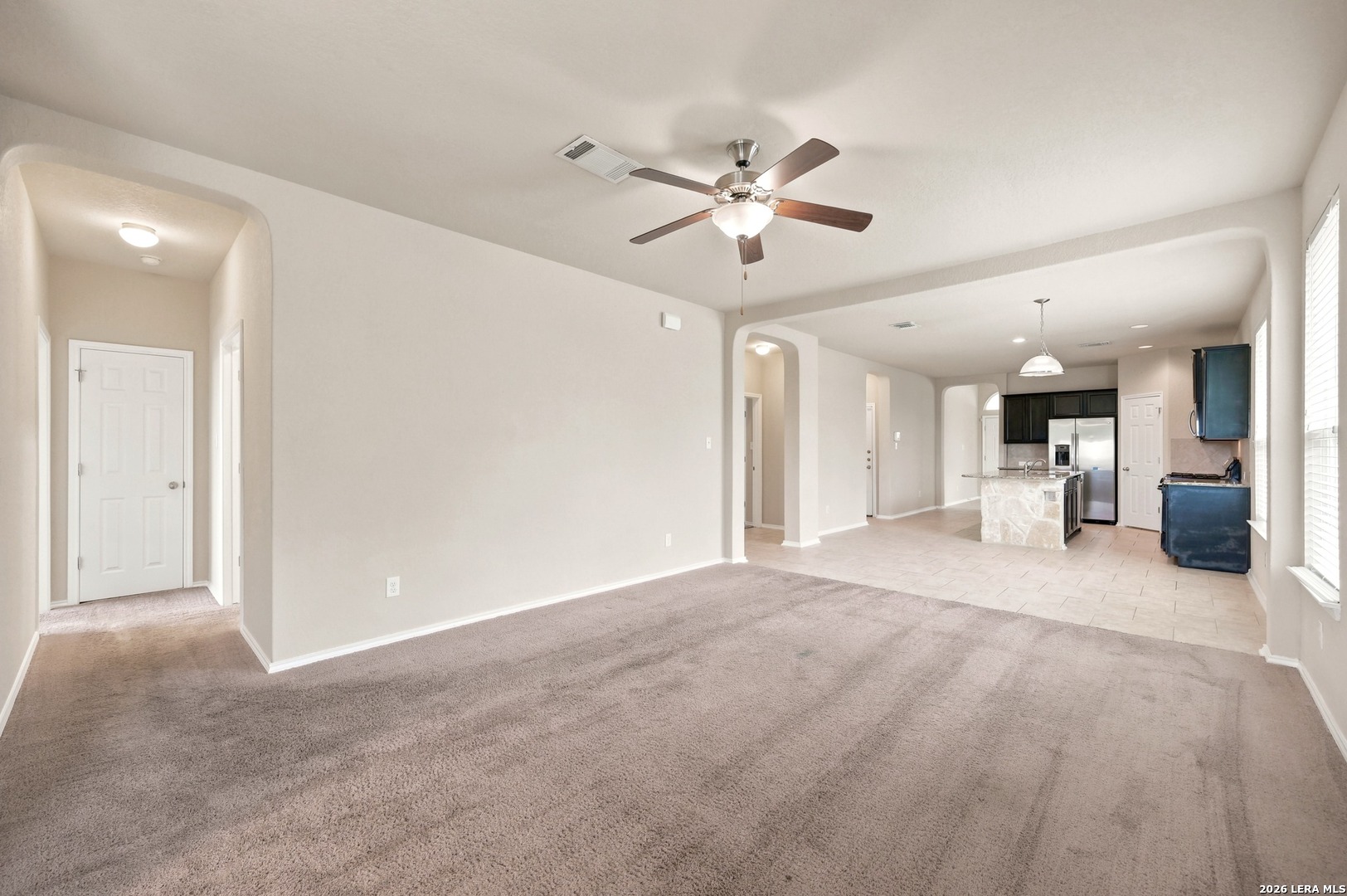 10220 Colonel Ridge Schertz, TX 78154 - Photo 5 of 33