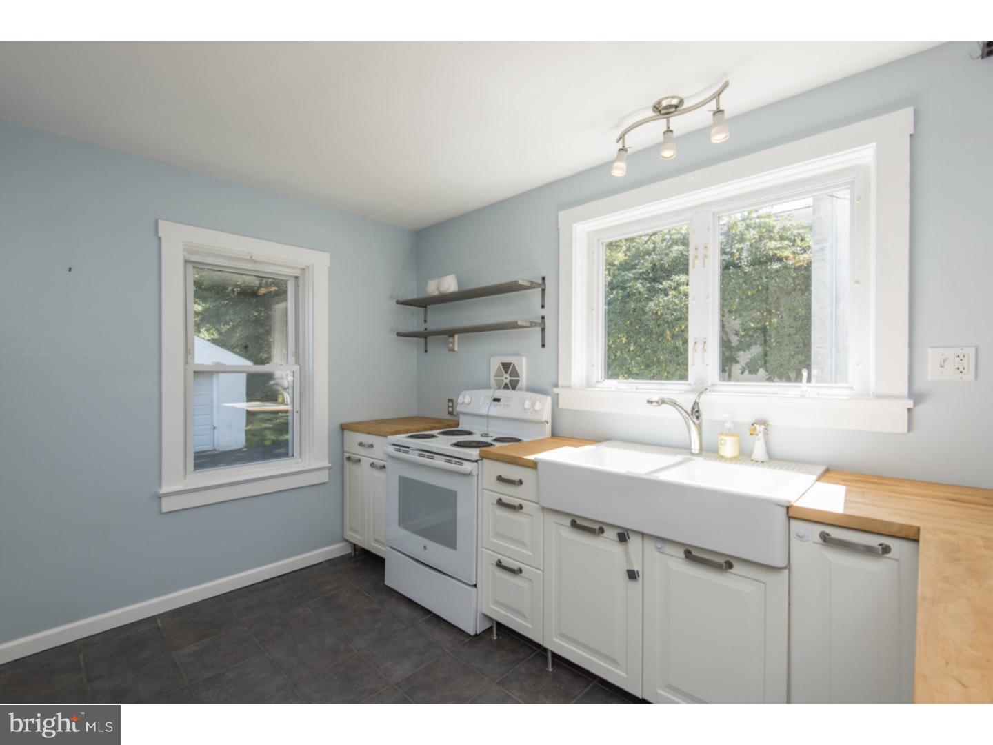 240 Kaolin Road Coatesville, PA 19320 - Photo 3 of 19 Kitchen