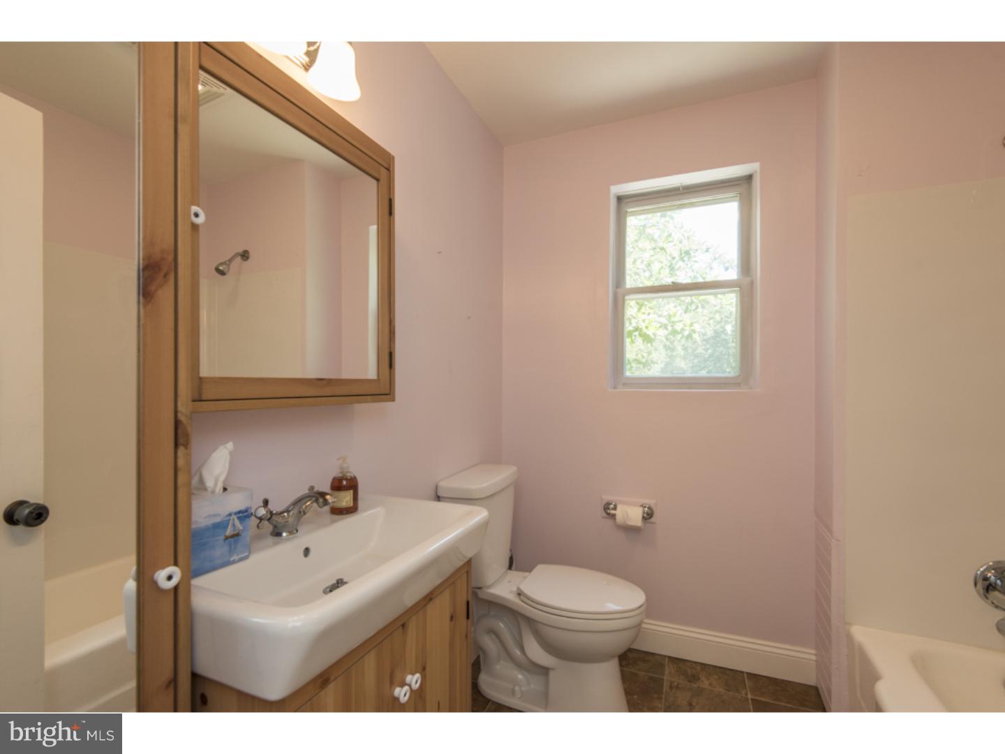 240 Kaolin Road Coatesville, PA 19320 - Photo 10 of 19 Bathroom