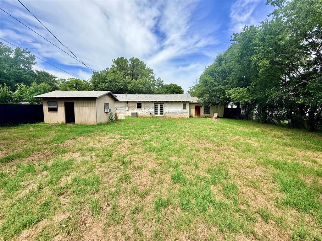 105 Ragland Street Graham, TX 76450 - Photo 33 of 36