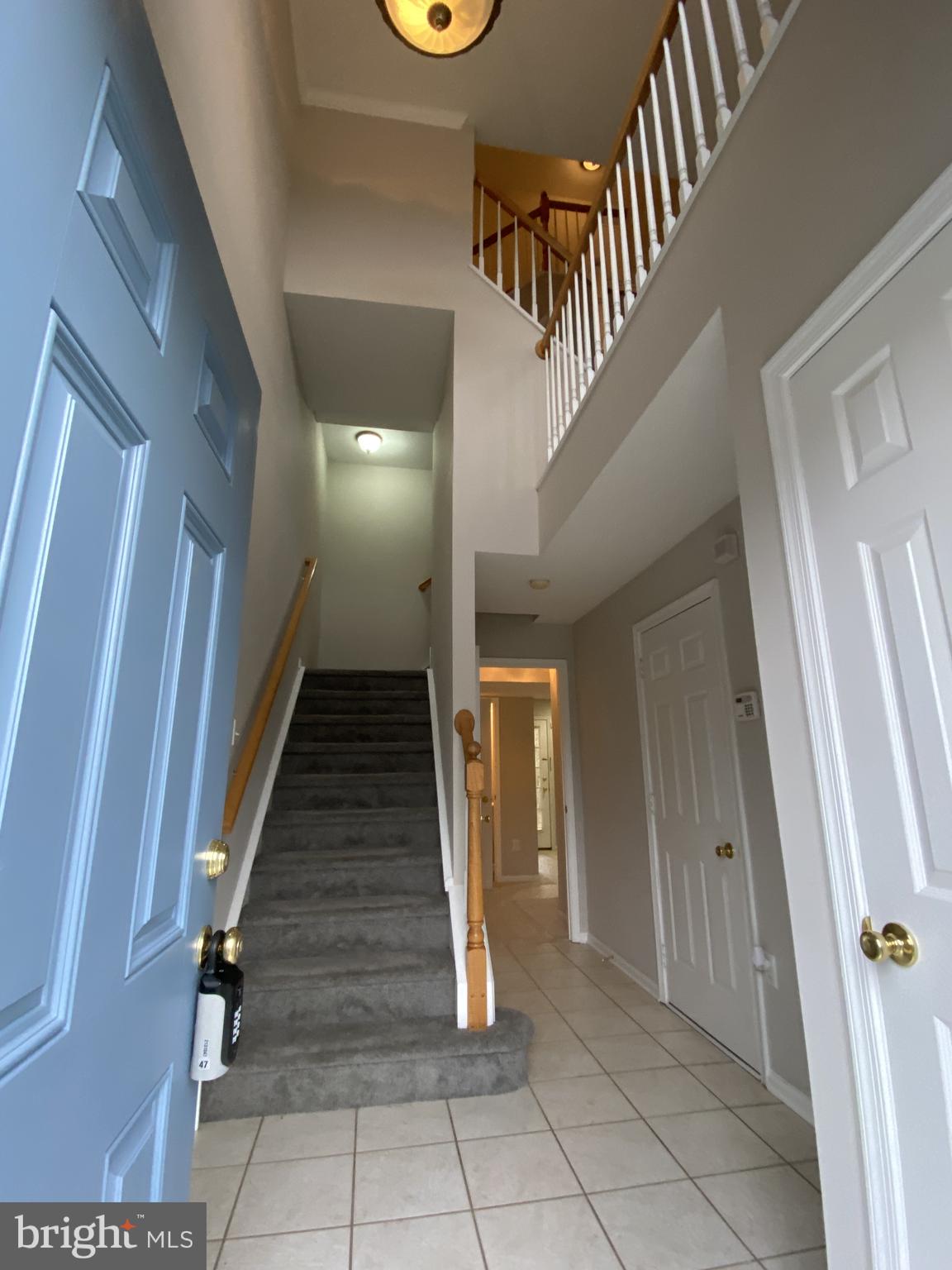 5 Sycamore Lane Bear, DE 19701 - Photo 2 of 38 Welcome to 5 Sycamore Ln!