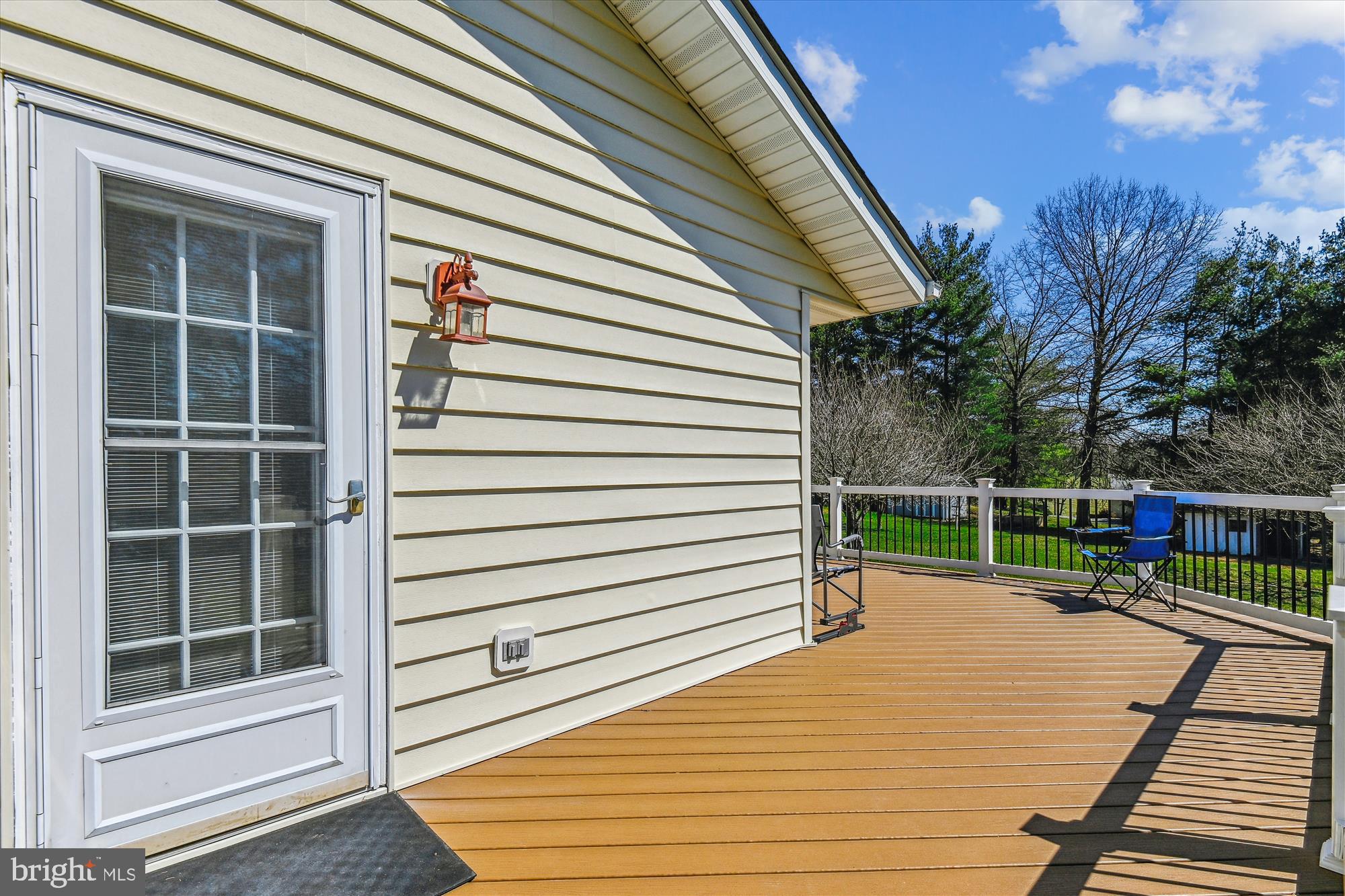 4517 Foxtail Road Hampstead, MD 21074 - Photo 17 of 44 Deck