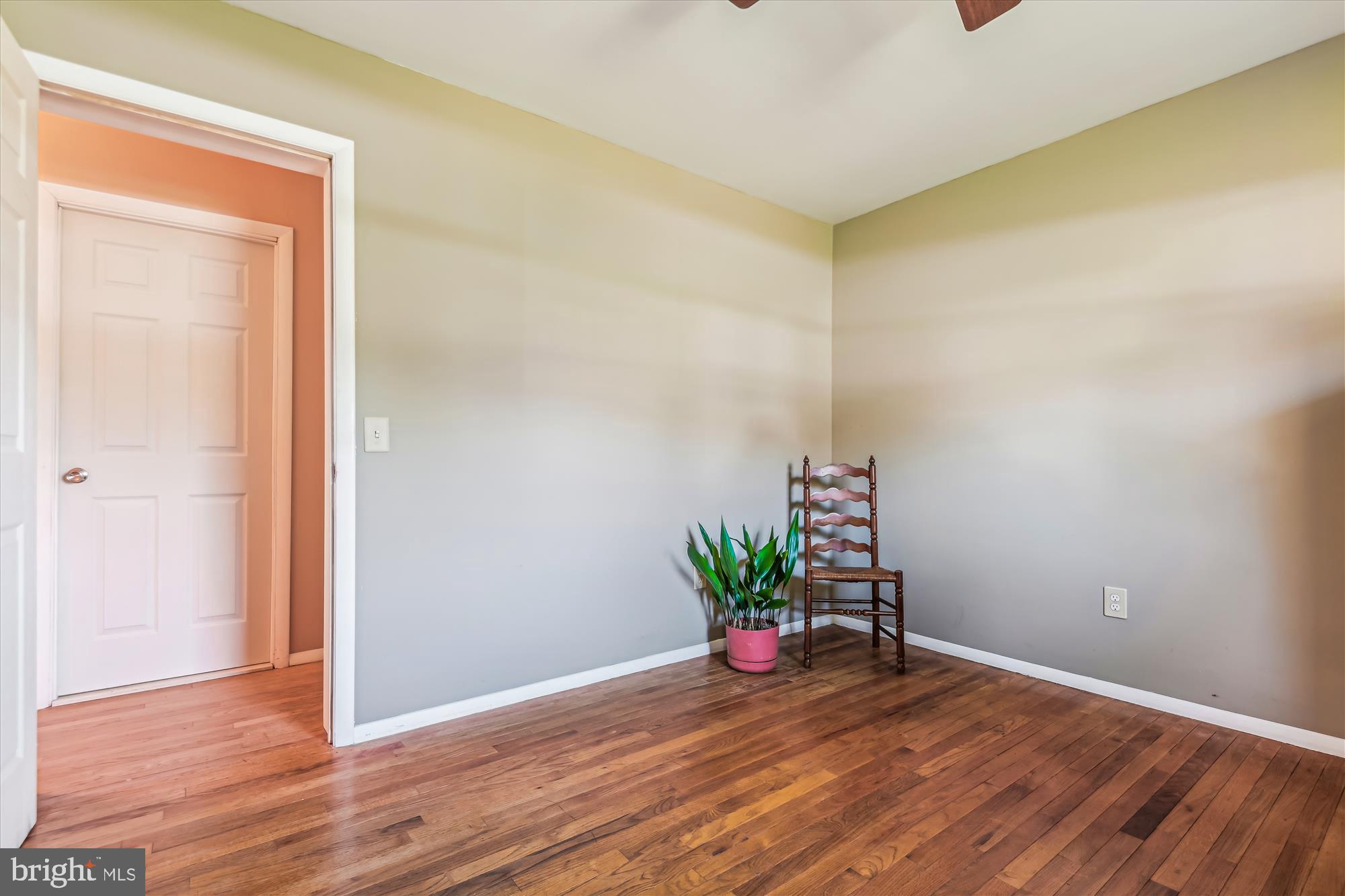 4517 Foxtail Road Hampstead, MD 21074 - Photo 25 of 44 Bedroom