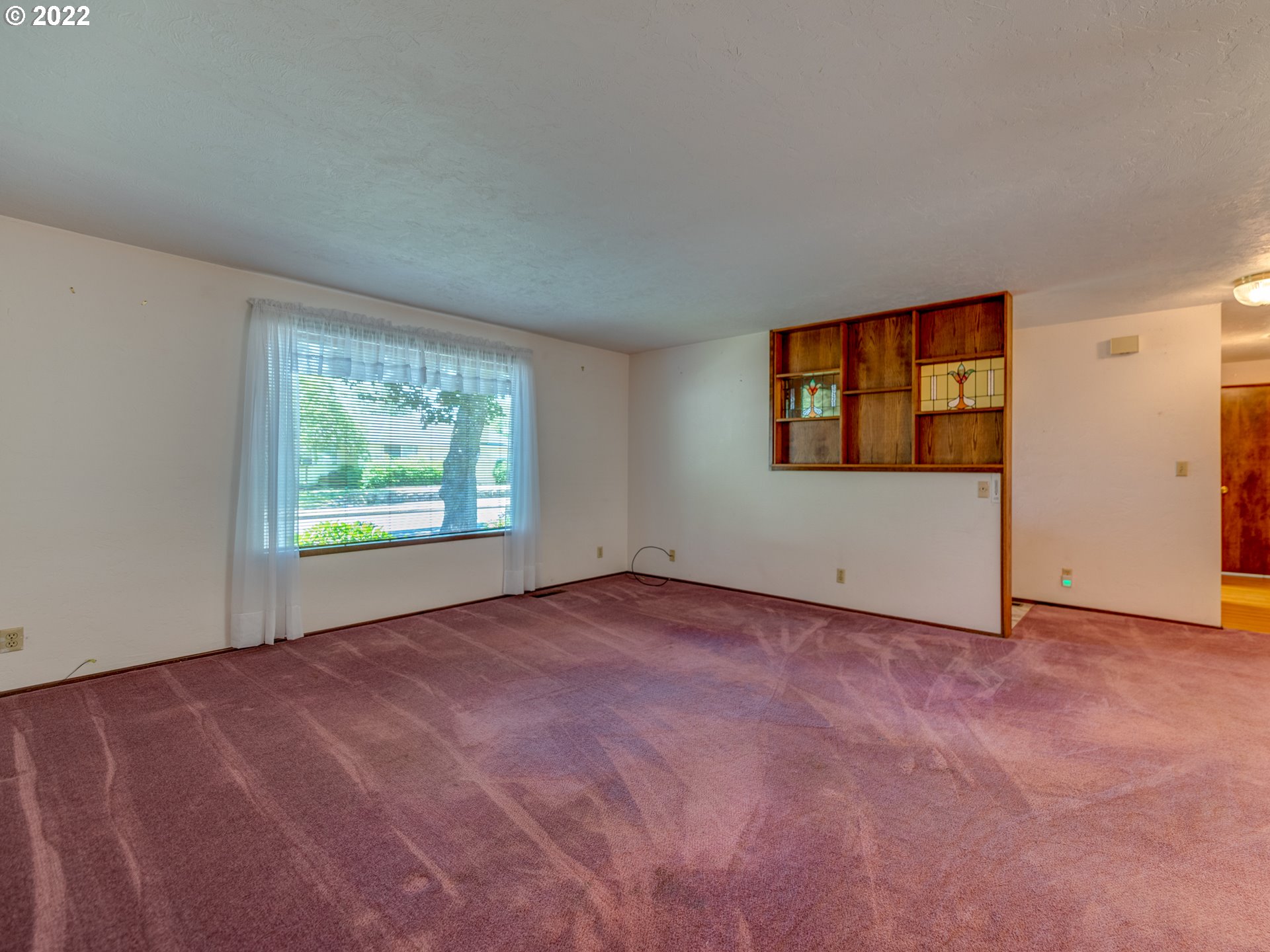 787 66th Street Springfield, OR 97478 - Photo 7 of 32