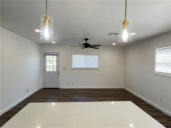 $1,800 | 3729 Lynda Lee Drive, Corpus Christi, TX 78418