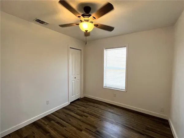 $1,800 | 3729 Lynda Lee Drive, Corpus Christi, TX 78418