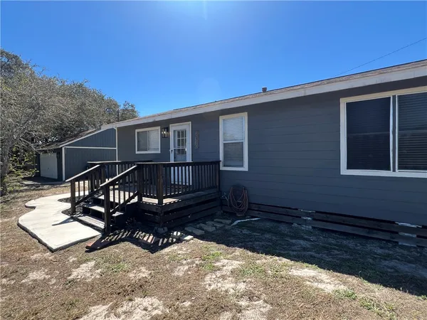 $1,800 | 3729 Lynda Lee Drive, Corpus Christi, TX 78418