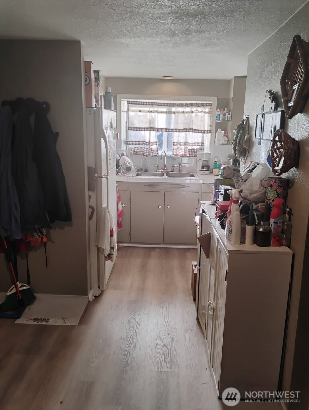 711 Polk Street Aberdeen, WA 98520 - Photo 3 of 18