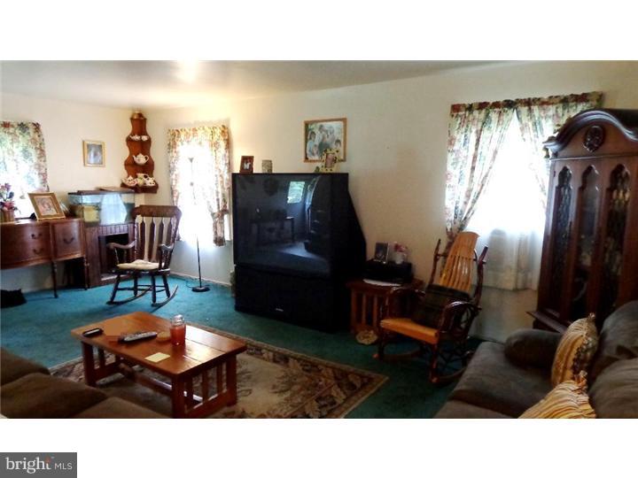 66 South Sunset Road Willingboro, NJ 08046 - Photo 2 of 15 Gallery Image 2