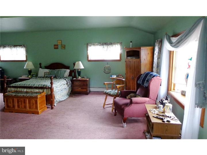 66 South Sunset Road Willingboro, NJ 08046 - Photo 8 of 15 Gallery Image 8