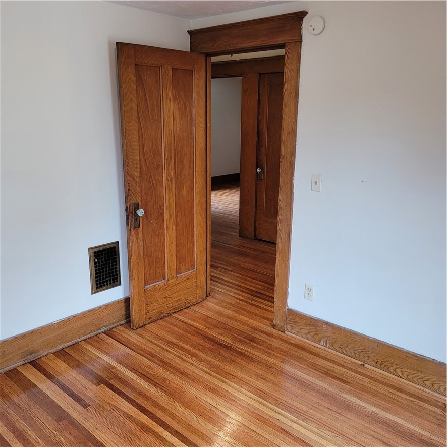79 Canton Street Rochester, NY 14606 - Photo 20 of 38 Gallery Image 20