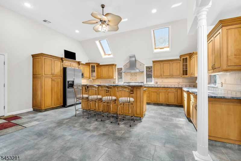 312 Naughright Road Long Valley, NJ 07853 - Photo 13 of 49 Gallery Image 13