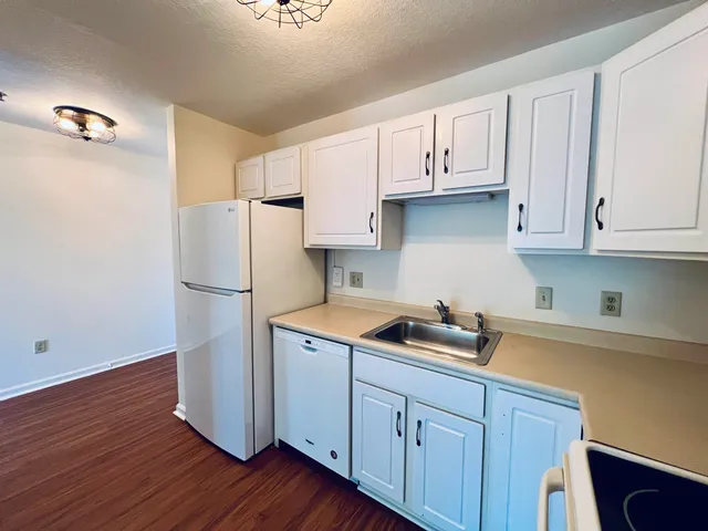 $202,900 | 15 Lovell Street, Unit 10, Nashua, NH 03060