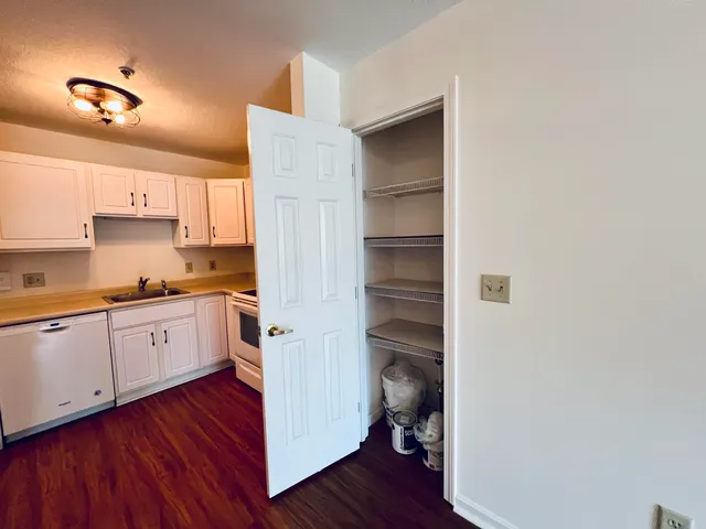 $202,900 | 15 Lovell Street, Unit 10, Nashua, NH 03060