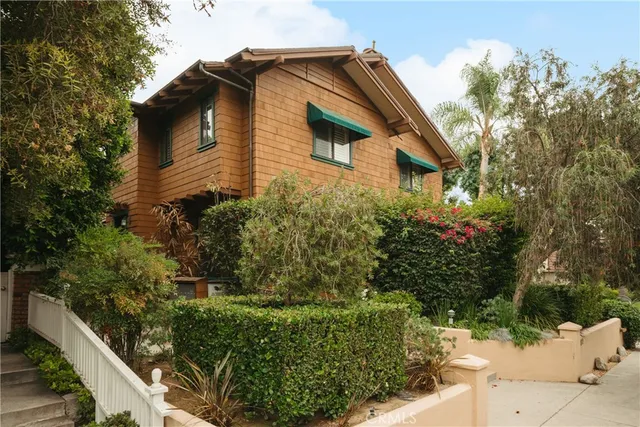 $1,190,000 | 482 South Madison Avenue, Unit 1, Pasadena, CA 91101