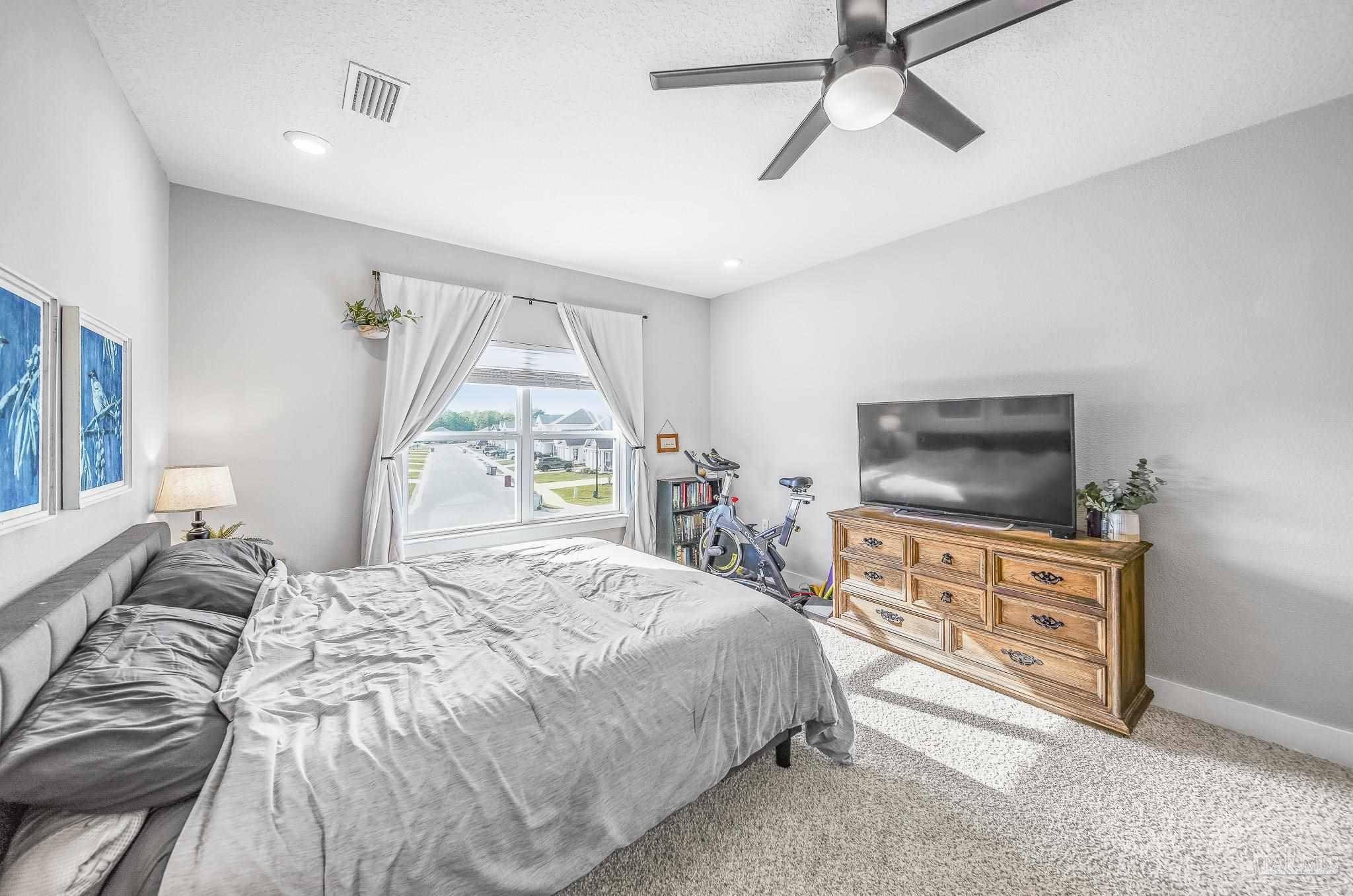 5825 Danbury Boulevard Pace, FL 32571 - Photo 15 of 37