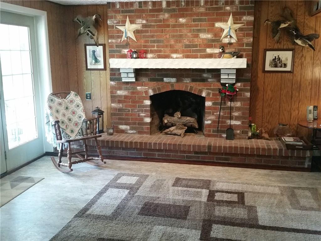 327 Hopper Road Transfer, PA 16154 - Photo 5 of 16